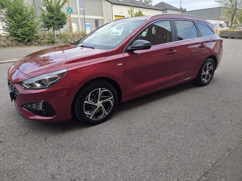 Hyundai i30 SW 1.6 CRDI 136 CV BVA Garantie 12 Mois — photo 3