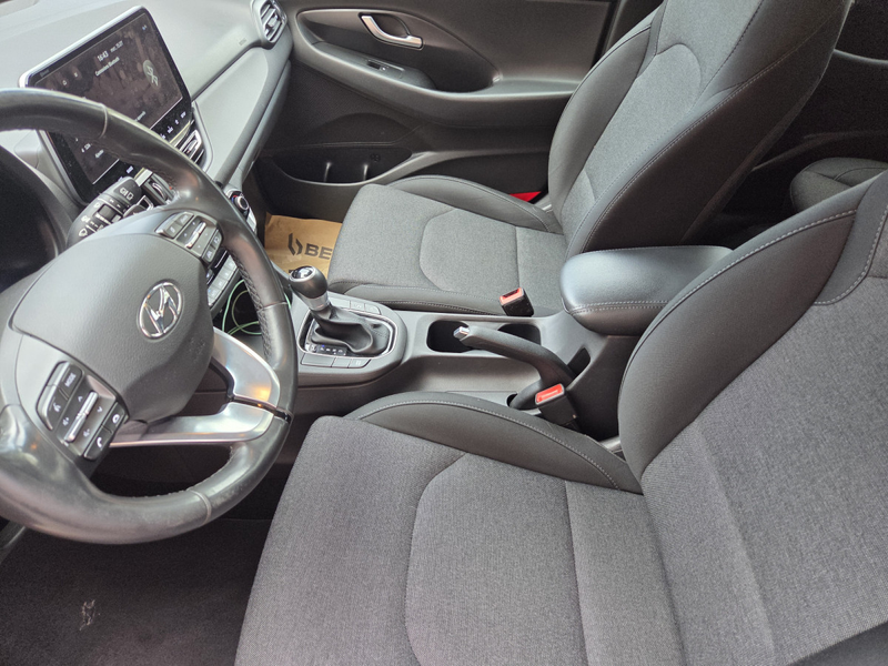 Hyundai i30 SW 1.6 CRDI 136 CV BVA Garantie 12 Mois — photo 15