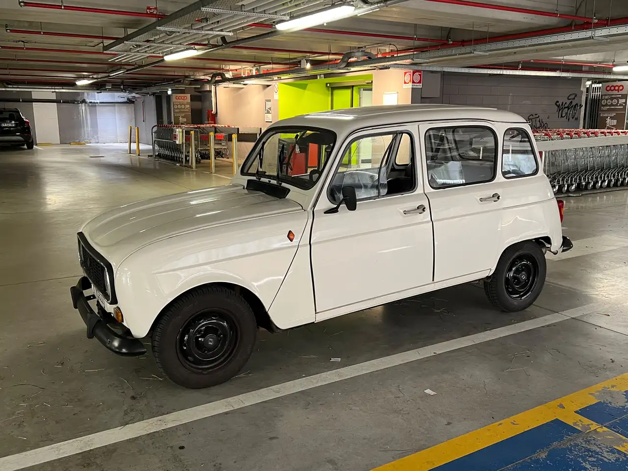 Renault R 4 R4 5p 956 TL, foto 3