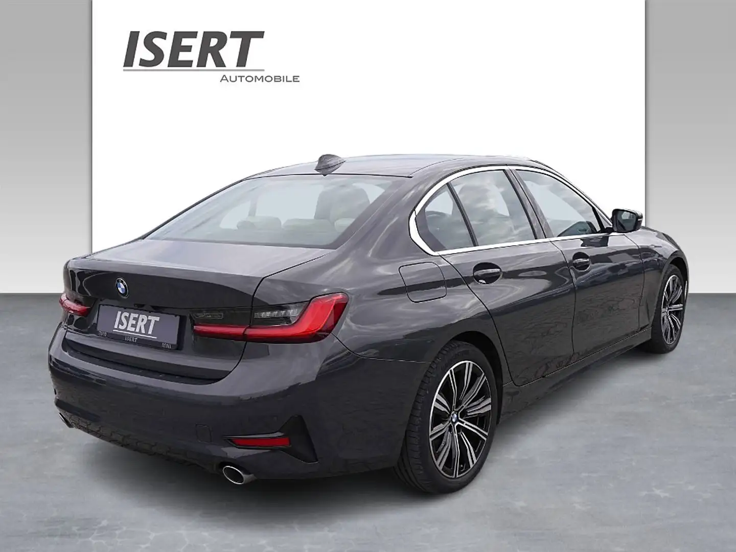 BMW 318 d Lim. Sport Line A. +AHK+HUD+LED+RFK Grigio - 2