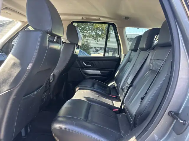 Land Rover Range Rover Sport view 10