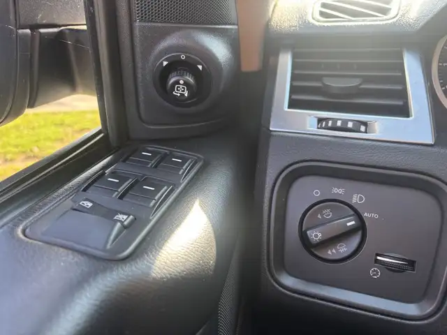 Land Rover Range Rover Sport view 17