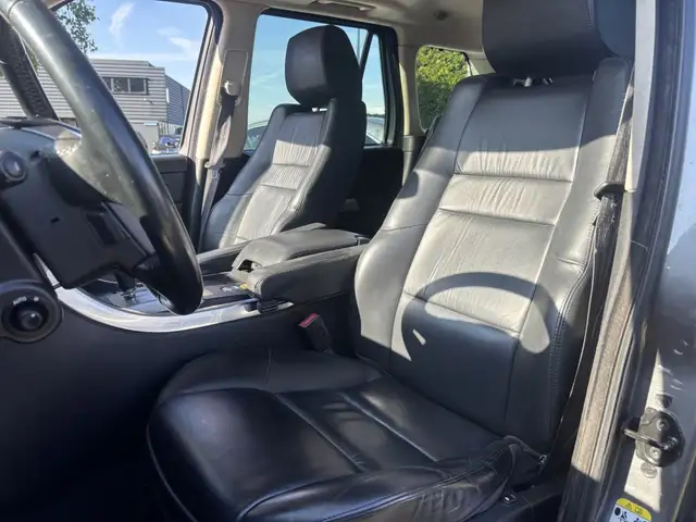 Land Rover Range Rover Sport view 15