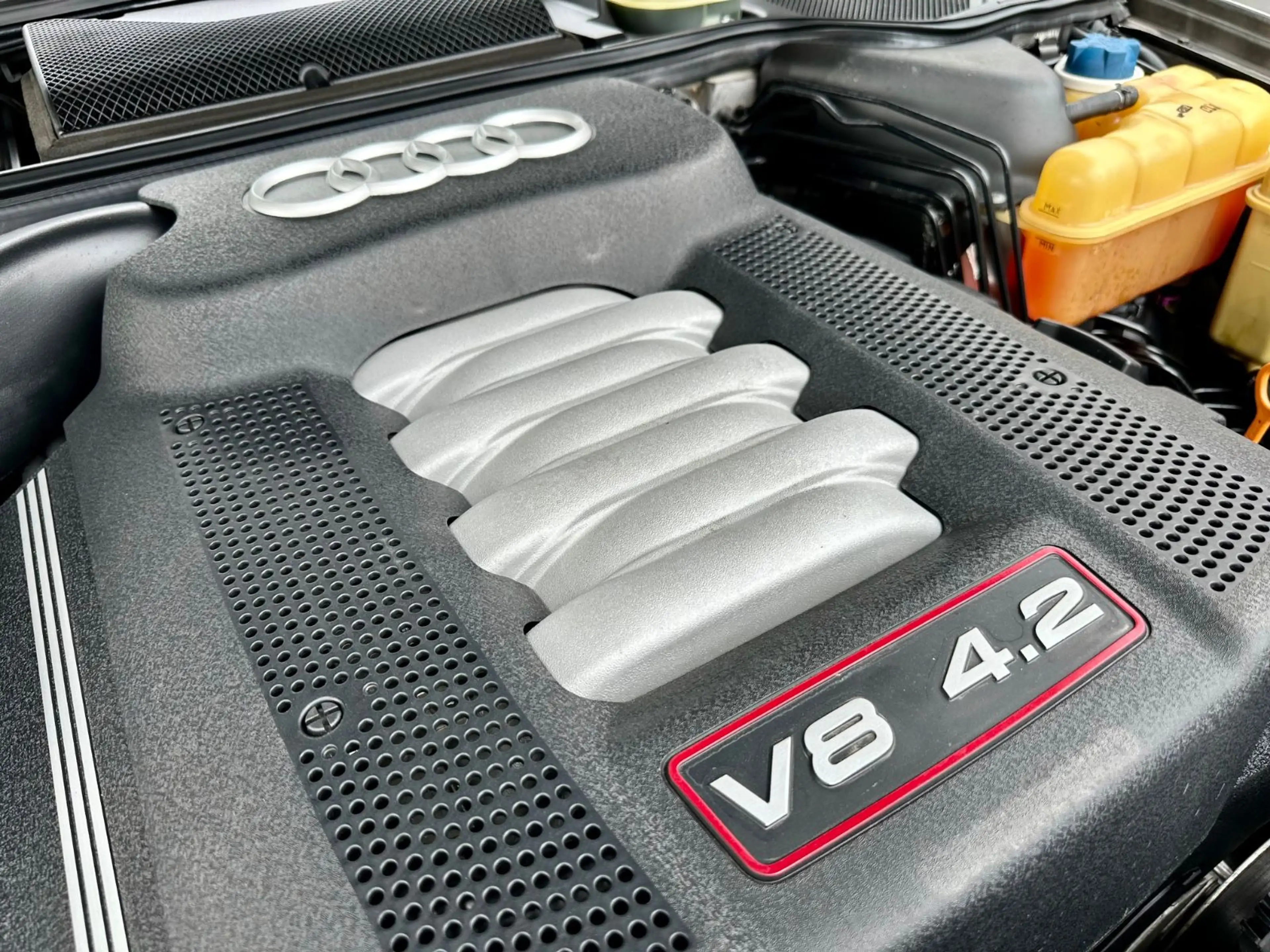 Audi S8 4.2 V8 quattro I Sitzheizung I Leder I Klima — photo 7