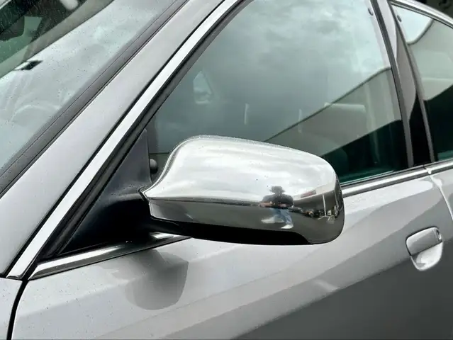 Audi S8 view 12