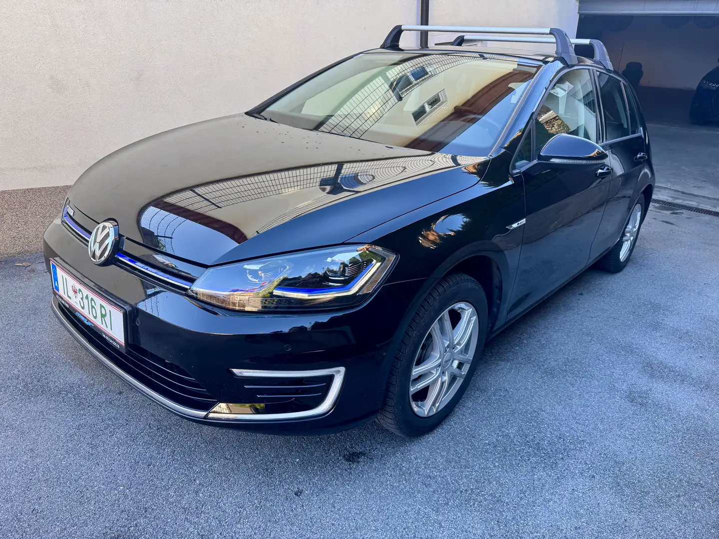 Volkswagen e-Golf 35,8kWh (mit Batterie) - 2