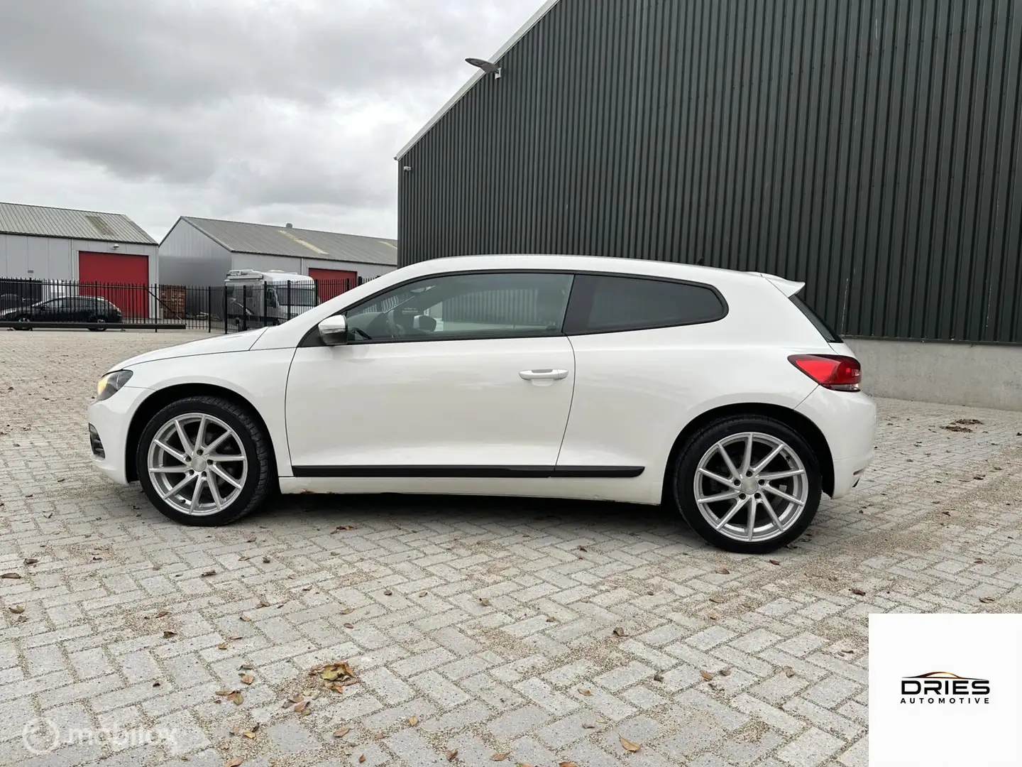 Volkswagen Scirocco 1.4 TSI Highline l CarPlay l Stoelverwar - 2