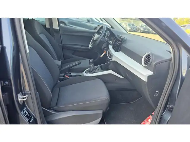 Seat Arona view 14