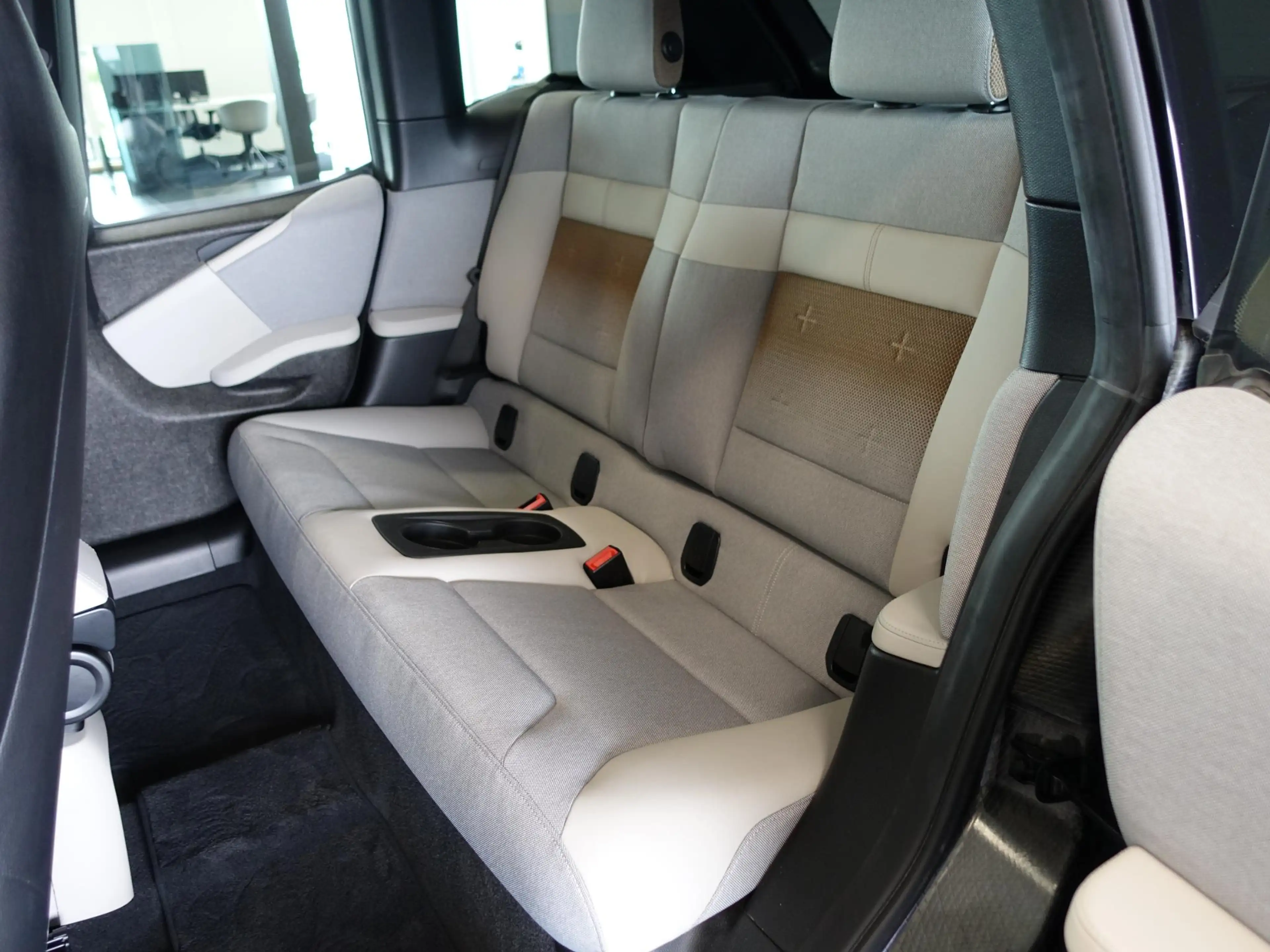 BMW i3 Executive Edition 120Ah 42 kWh ** Open Dak ** — photo 9