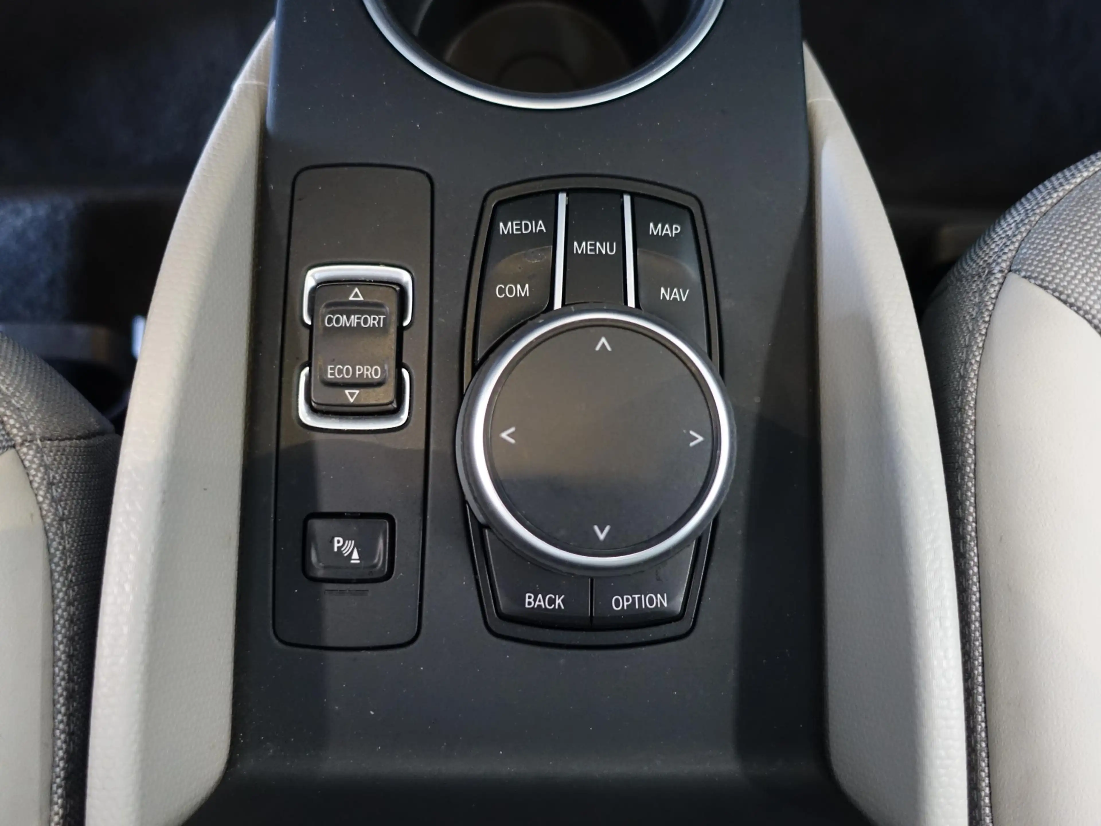 BMW i3 Executive Edition 120Ah 42 kWh ** Open Dak ** — photo 11
