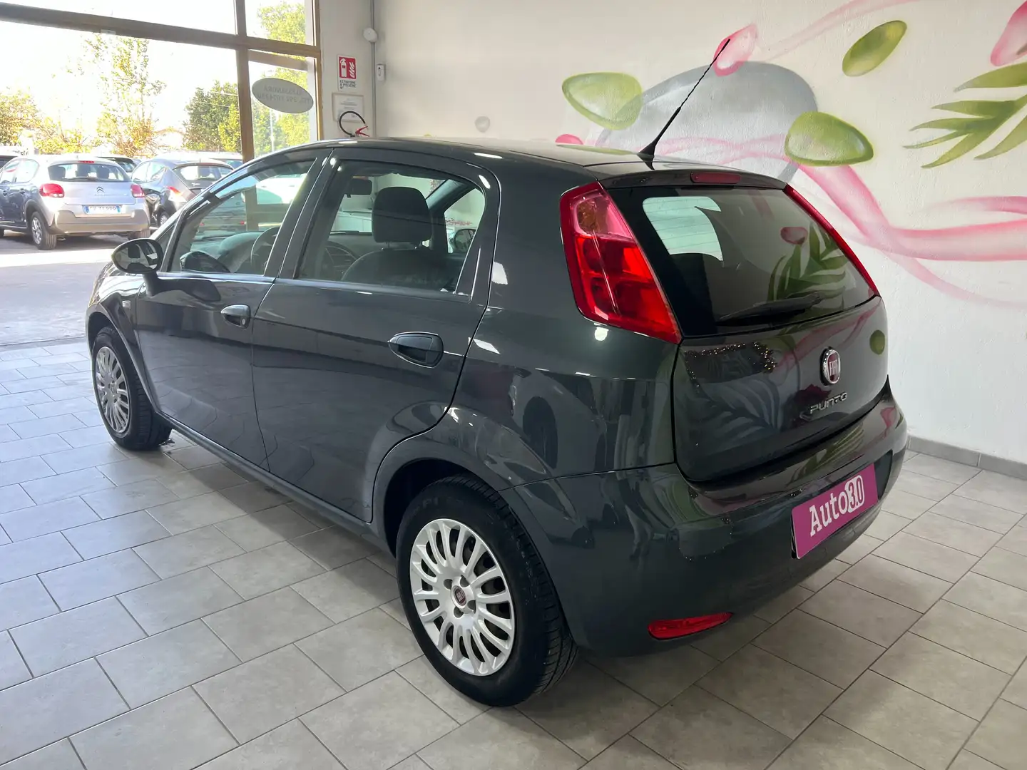 Fiat Punto Punto III 2012 5p 1.2 Lounge E6 Gris - 2