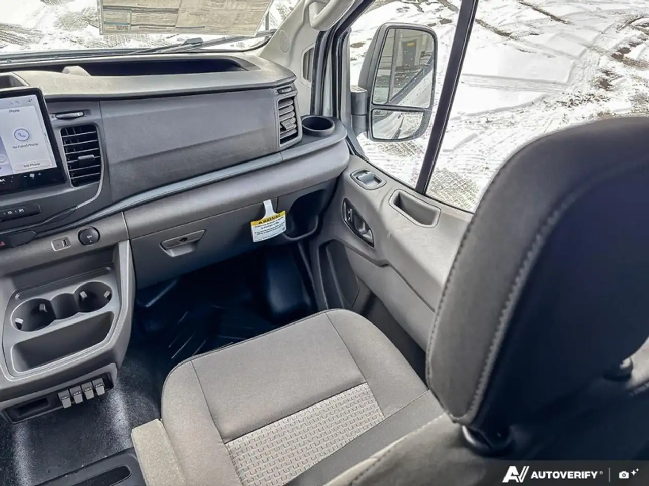 Ford Transit Cargo Van снимка Ford Transit Cargo Van