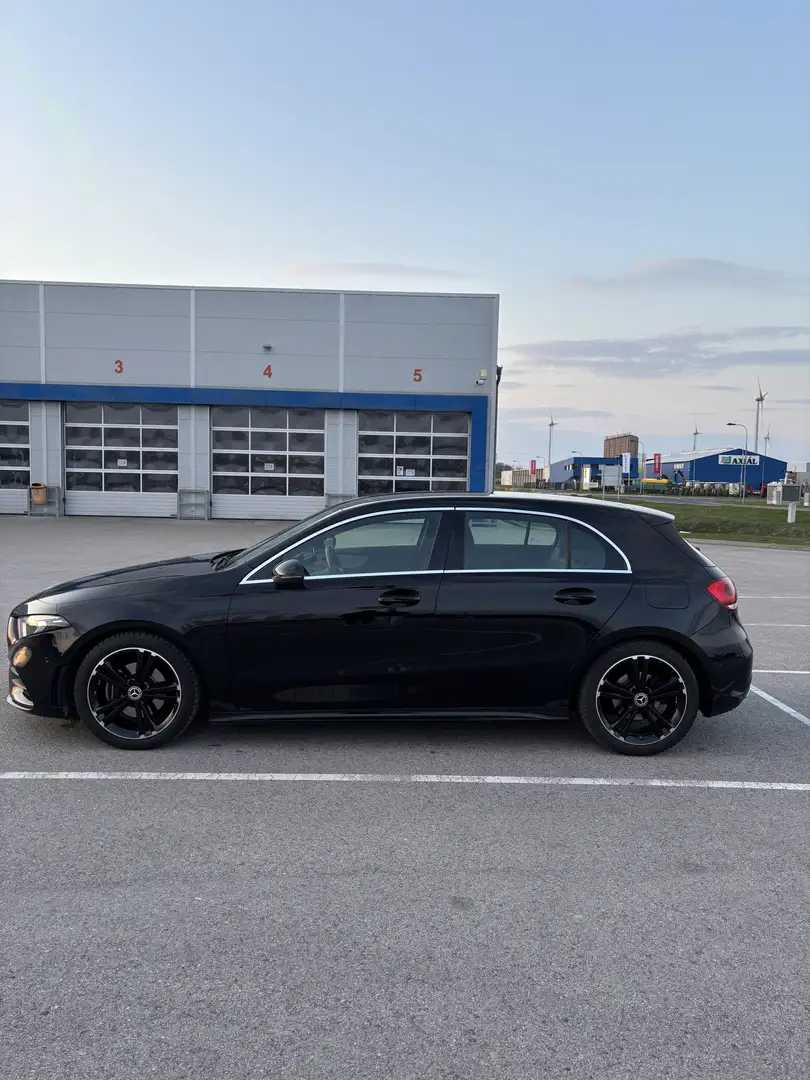 Mercedes-Benz A 180 Aut. Schwarz - 2