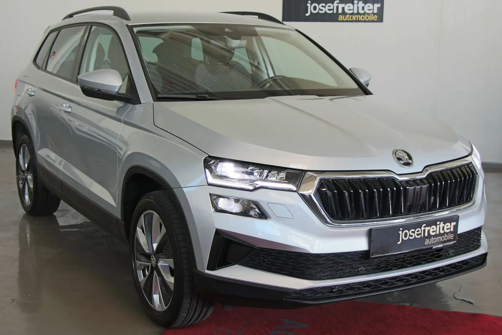 Skoda Karoq Style 2.0 TDI AHK/MATRIX/Kamera Silber - 1