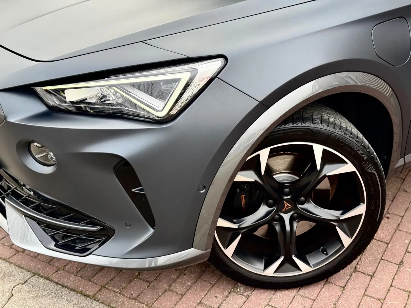 CUPRA Formentor 1.4 e-Hybrid VZ Performance Pano/Memory/Matrix/Cam Grigio - 2