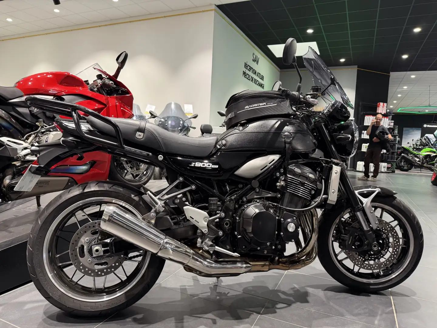 Kawasaki Z 900 Noir - 2