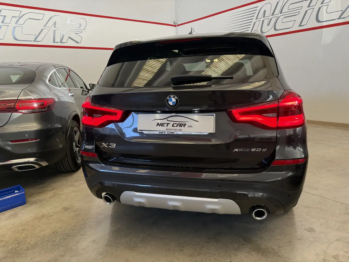 BMW X3 xdrive20d mhev 48V xLine auto Nero - 2