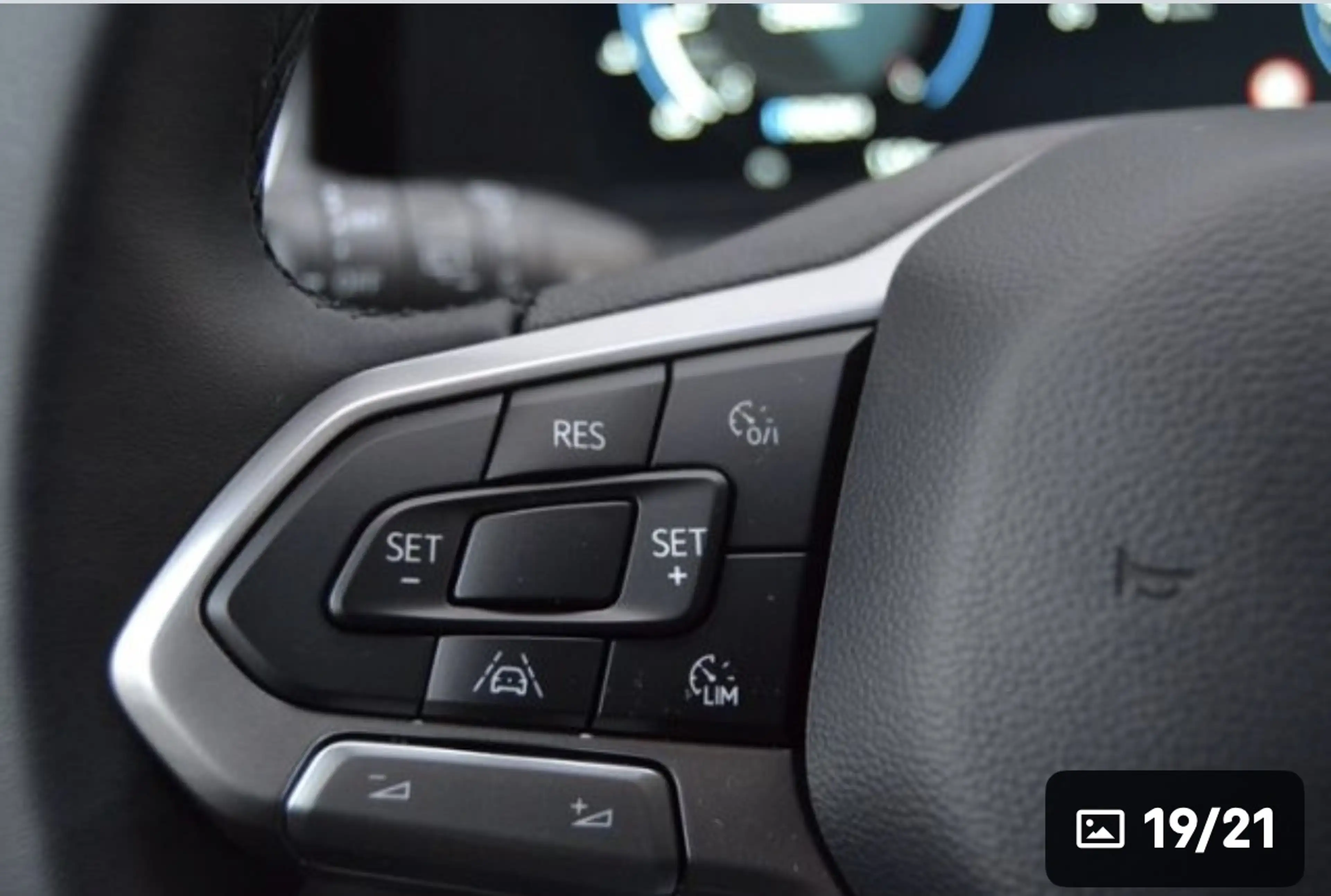 Volkswagen T7 Caravelle L2 Lang 8 Sitzer — photo 9