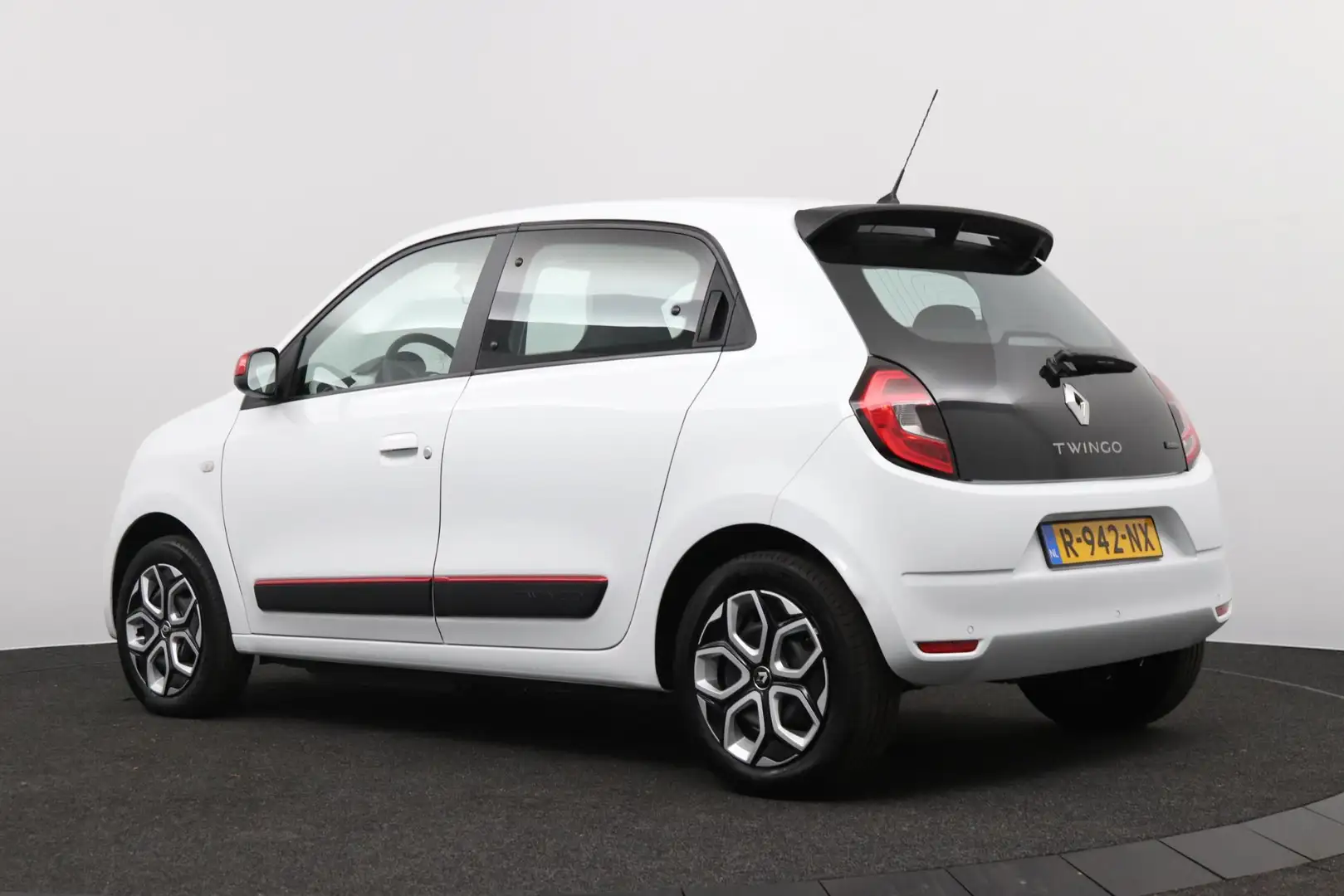 Renault Twingo Z.E. R80 E-Tech Equilibre 22 kWh | Navigatie | Car Wit - 2