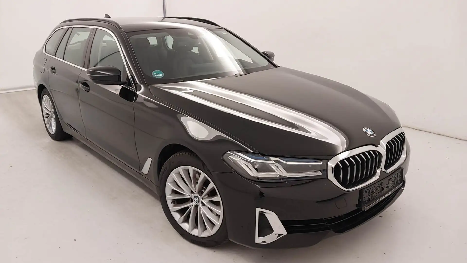 BMW 520 d Luxury Line AHK/HIFI/LASER/HUD/KMFRTZGNG/DAB Schwarz - 2