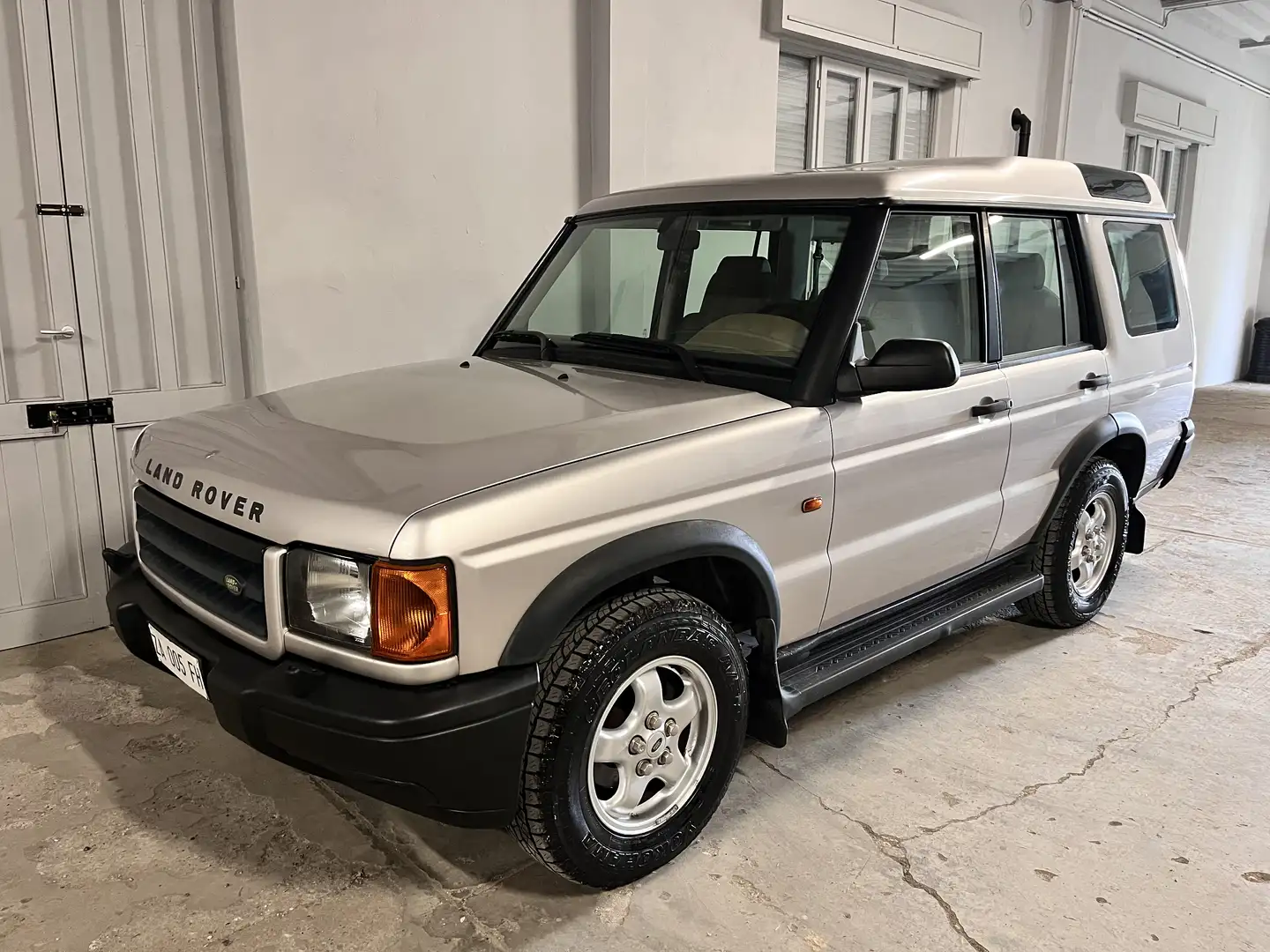 Land Rover Discovery 5p 2.5 td5 Luxury - 1