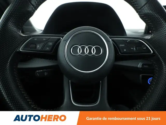 Audi Q2 view 20