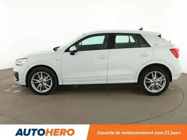Audi Q2 view 3
