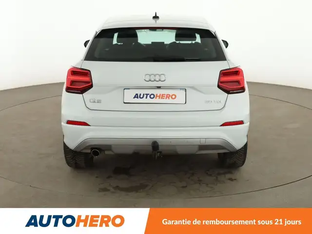 Audi Q2 view 5