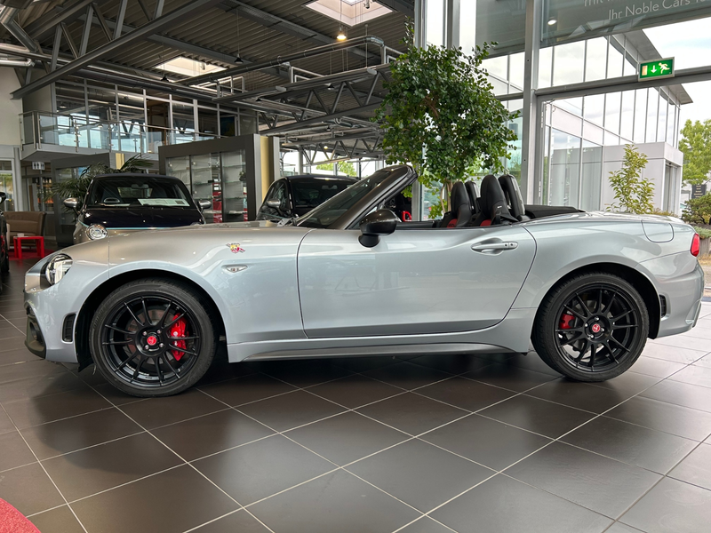 Abarth 124 Spider GT LED LEDER — photo 4