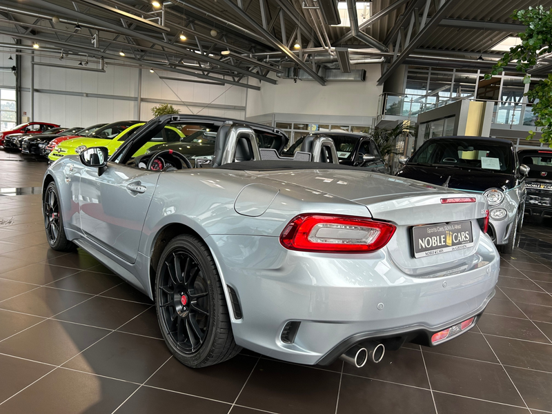 Abarth 124 Spider GT LED LEDER — photo 5