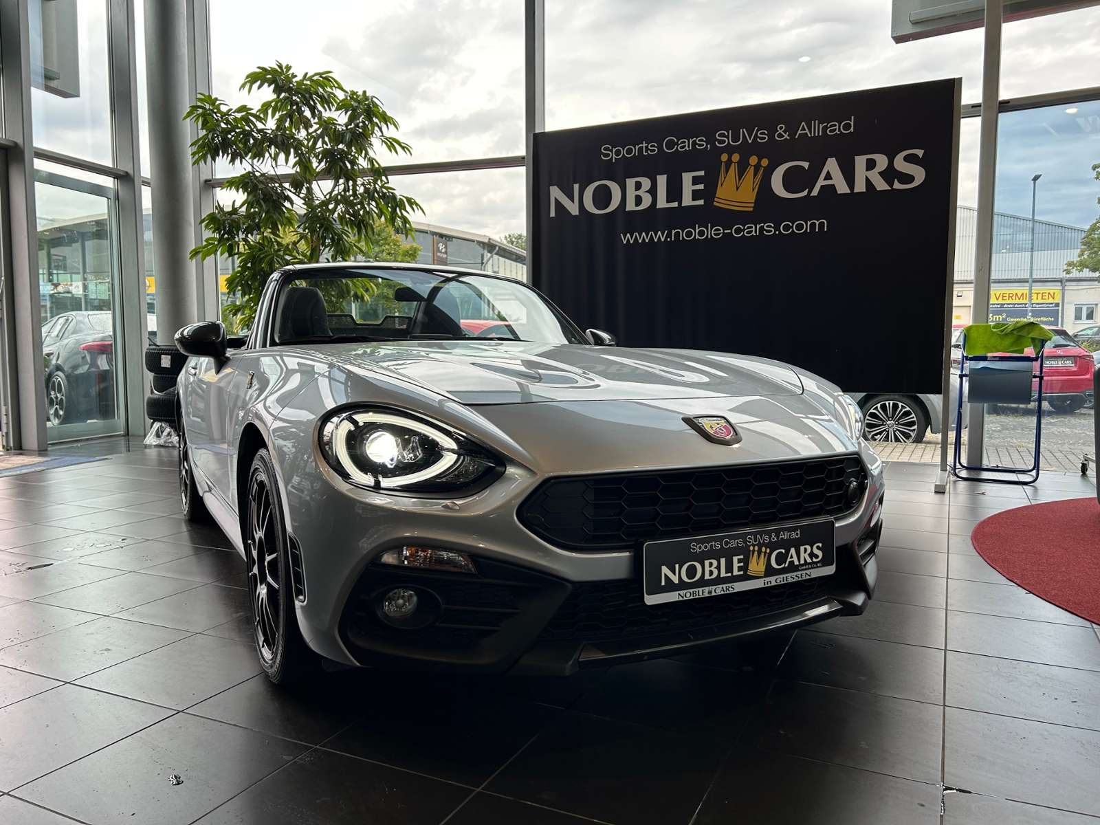 Abarth 124 Spider