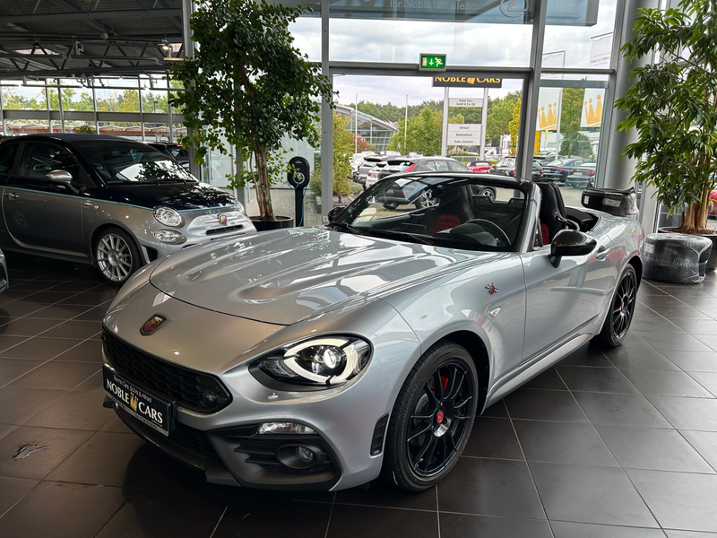 Abarth 124 Spider GT LED LEDER — photo 3