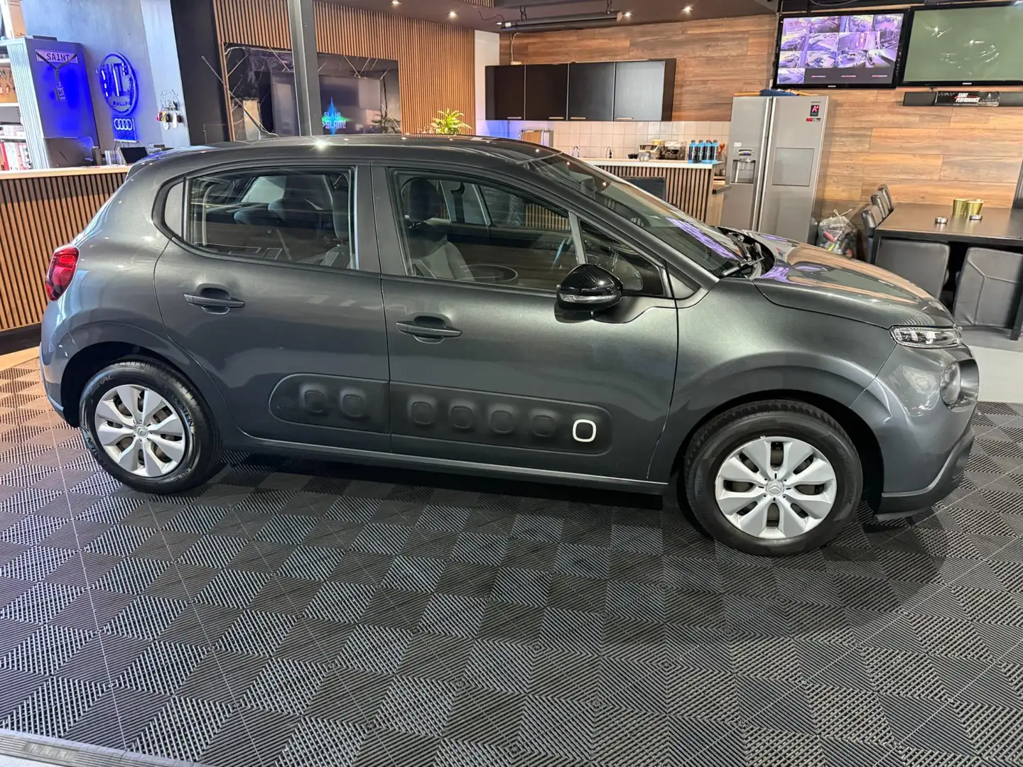 Citroen C3 1.2 PureTech Feel | Air | Grau - 2