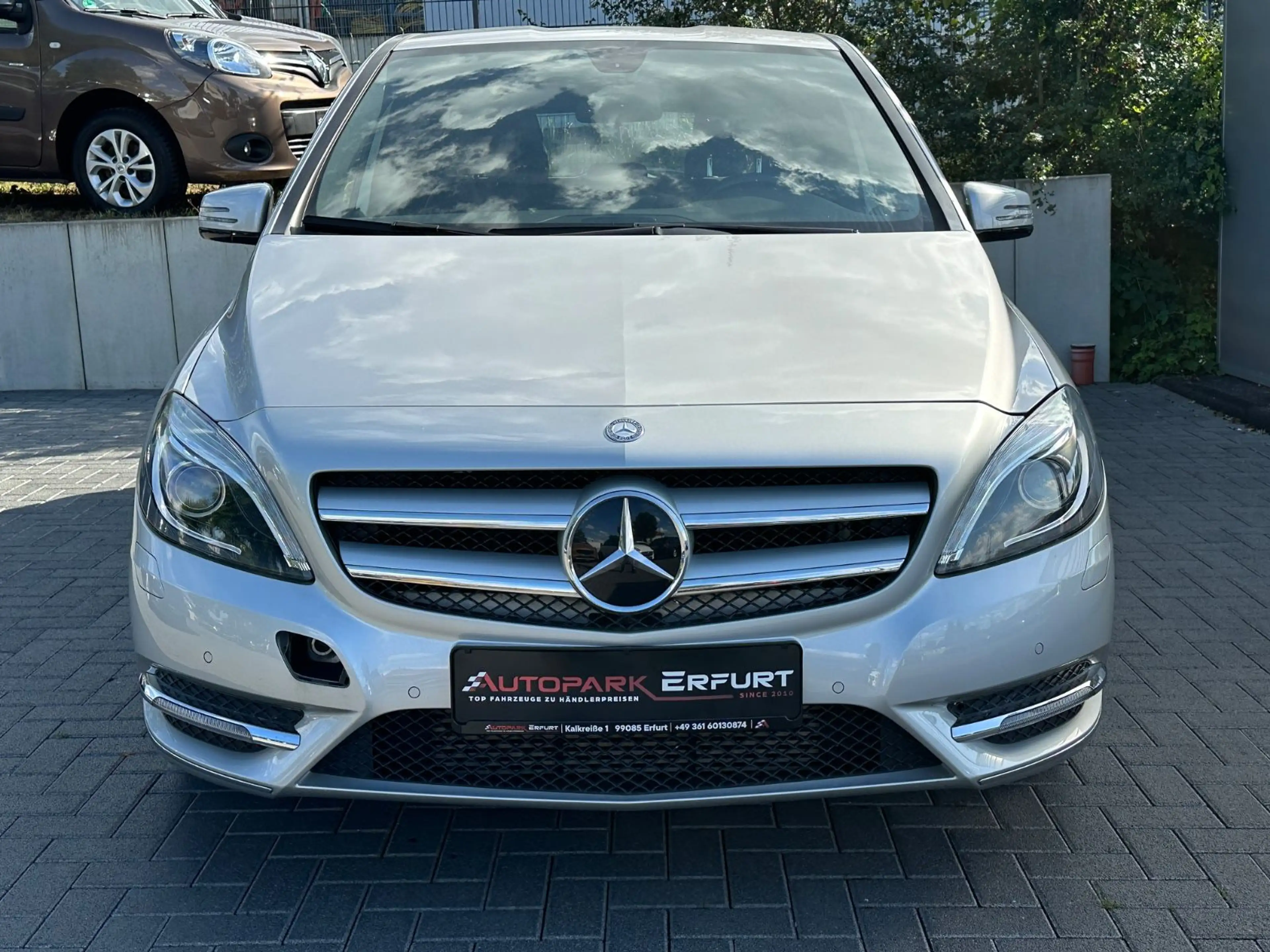 Mercedes-Benz B 250 Automatik*Klima*Leder*Xenon*Temp*Navi*StzH — photo 11