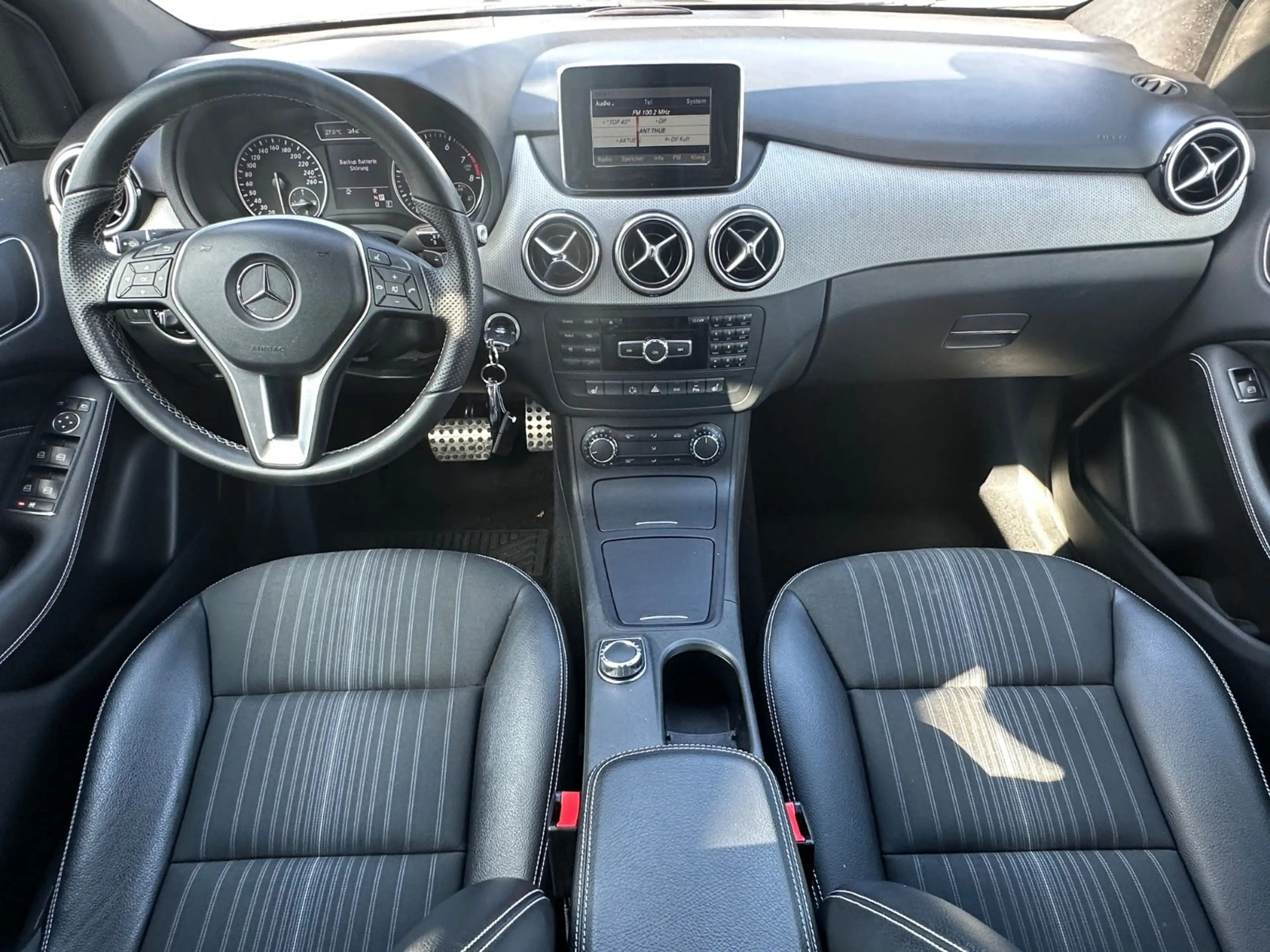 Mercedes-Benz B 250 Automatik*Klima*Leder*Xenon*Temp*Navi*StzH — photo 19