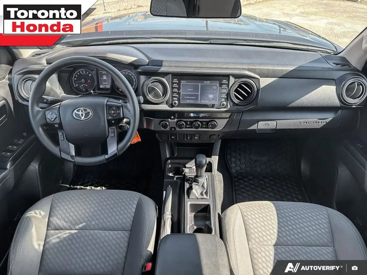 Toyota Tacoma снимка Toyota Tacoma