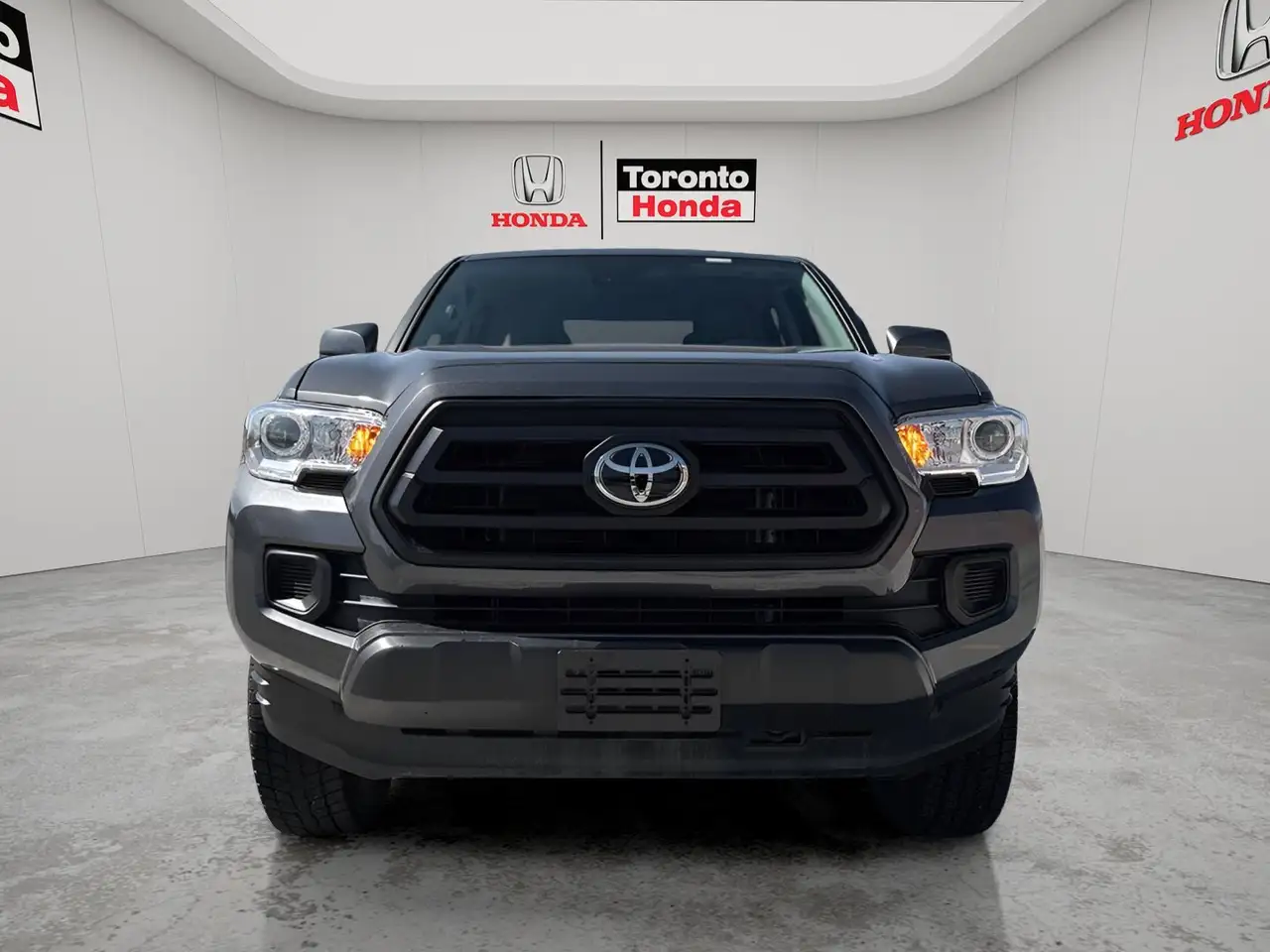 Toyota Tacoma снимка Toyota Tacoma
