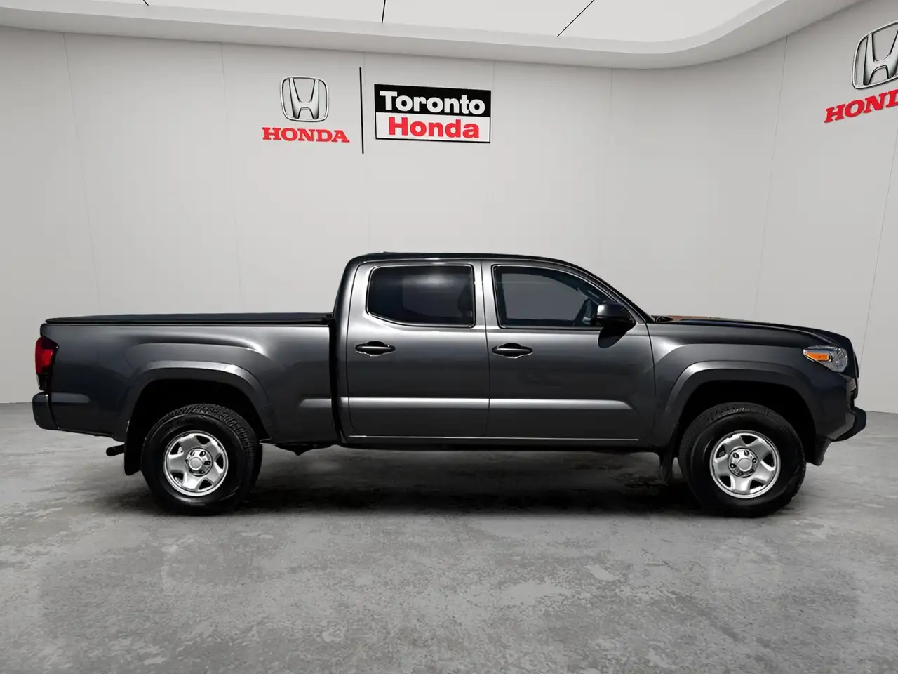 Toyota Tacoma снимка Toyota Tacoma