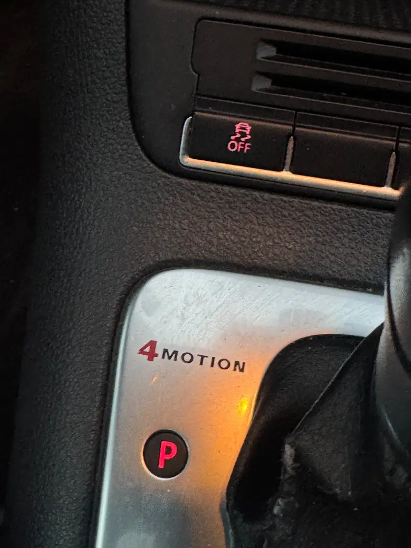 Volkswagen Tiguan Sport 4-Motion DSG 4wd ALLRAD Weiß - 2