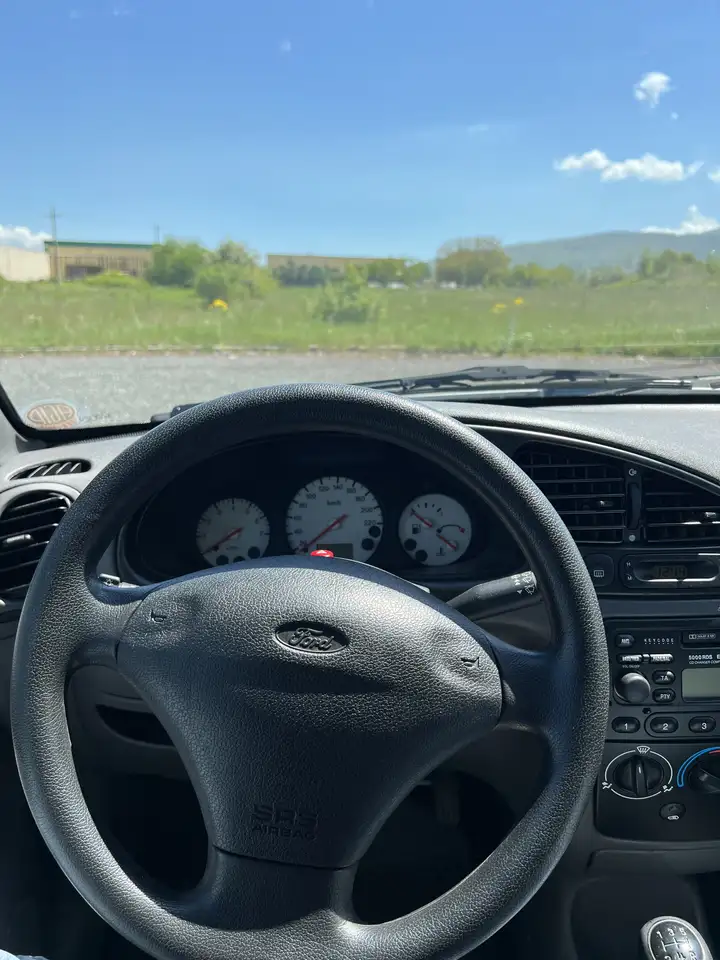 Ford Fiesta 5p 1.2 Techno, foto 7