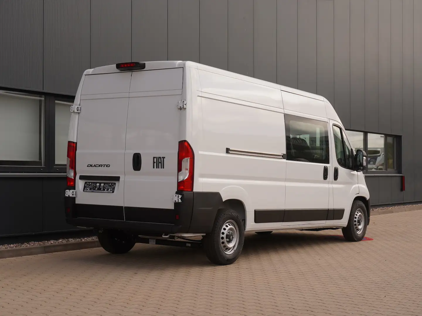 Fiat Ducato Maxi 35 L3H2 180 / Snoeks 5-Sitzer Weiß - 2