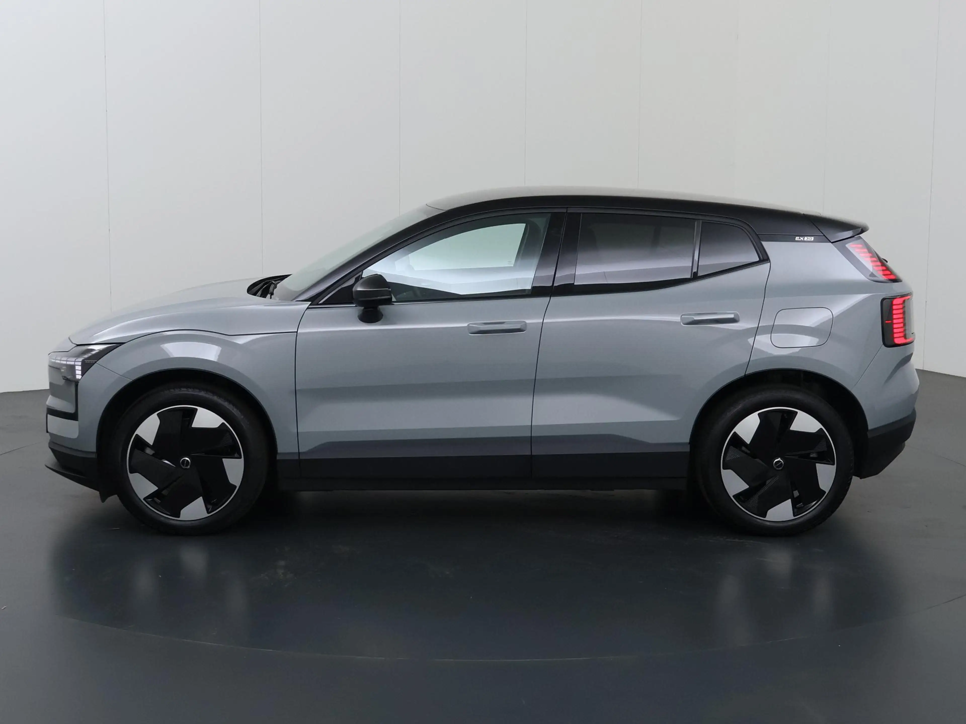 Volvo EX30 Twin Motor Performance Plus 69 kWh | SOH 96% | Nav — photo 5
