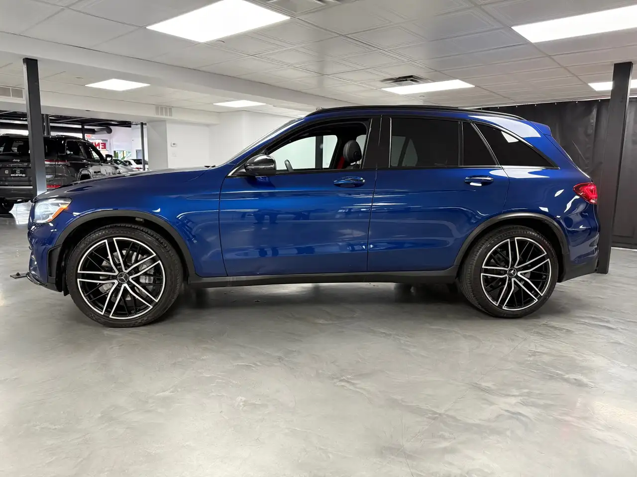 Mercedes-Benz GLC снимка Mercedes-Benz GLC