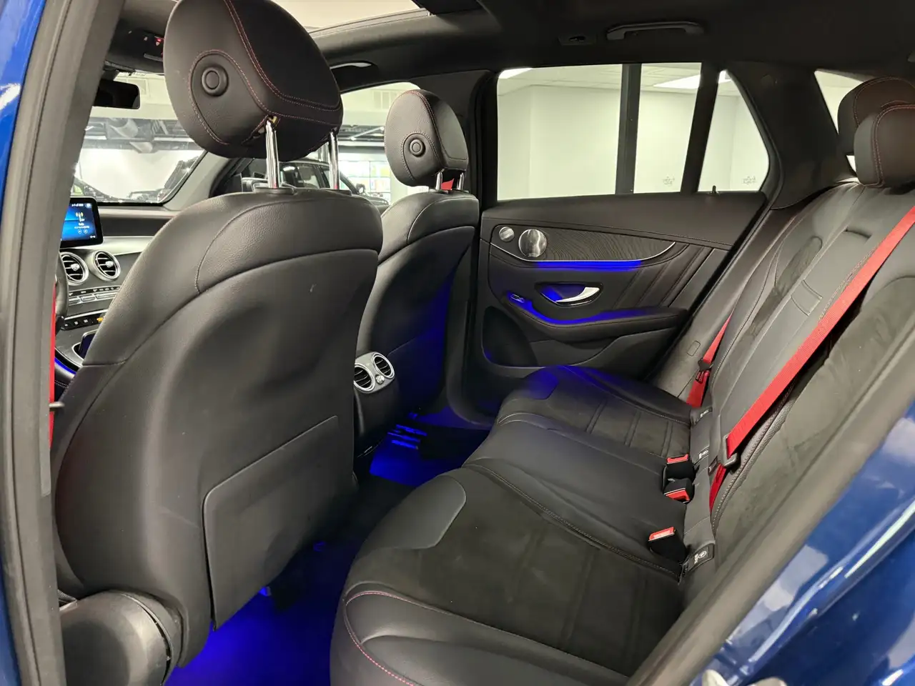 Mercedes-Benz GLC снимка Mercedes-Benz GLC