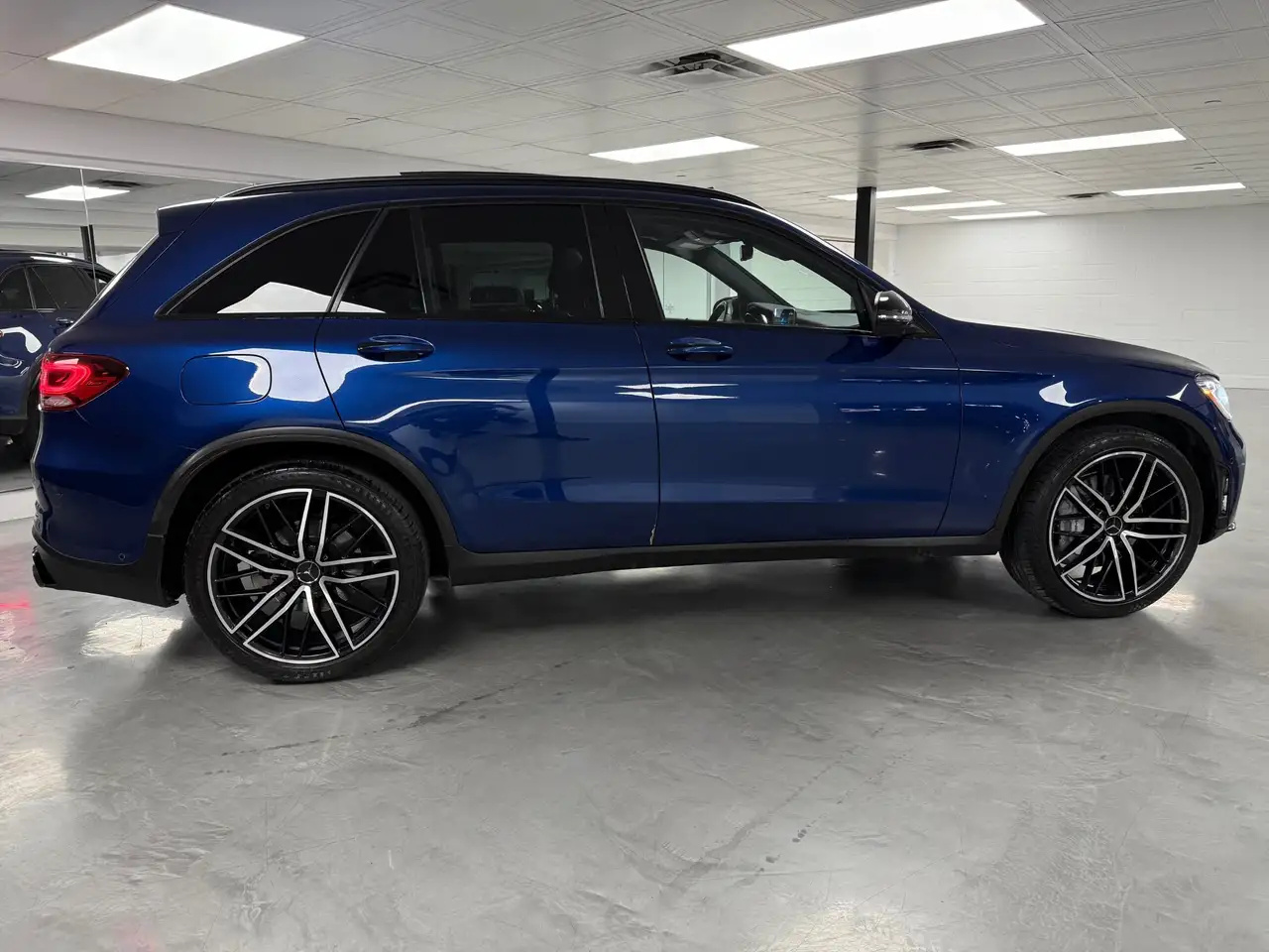 Mercedes-Benz GLC снимка Mercedes-Benz GLC