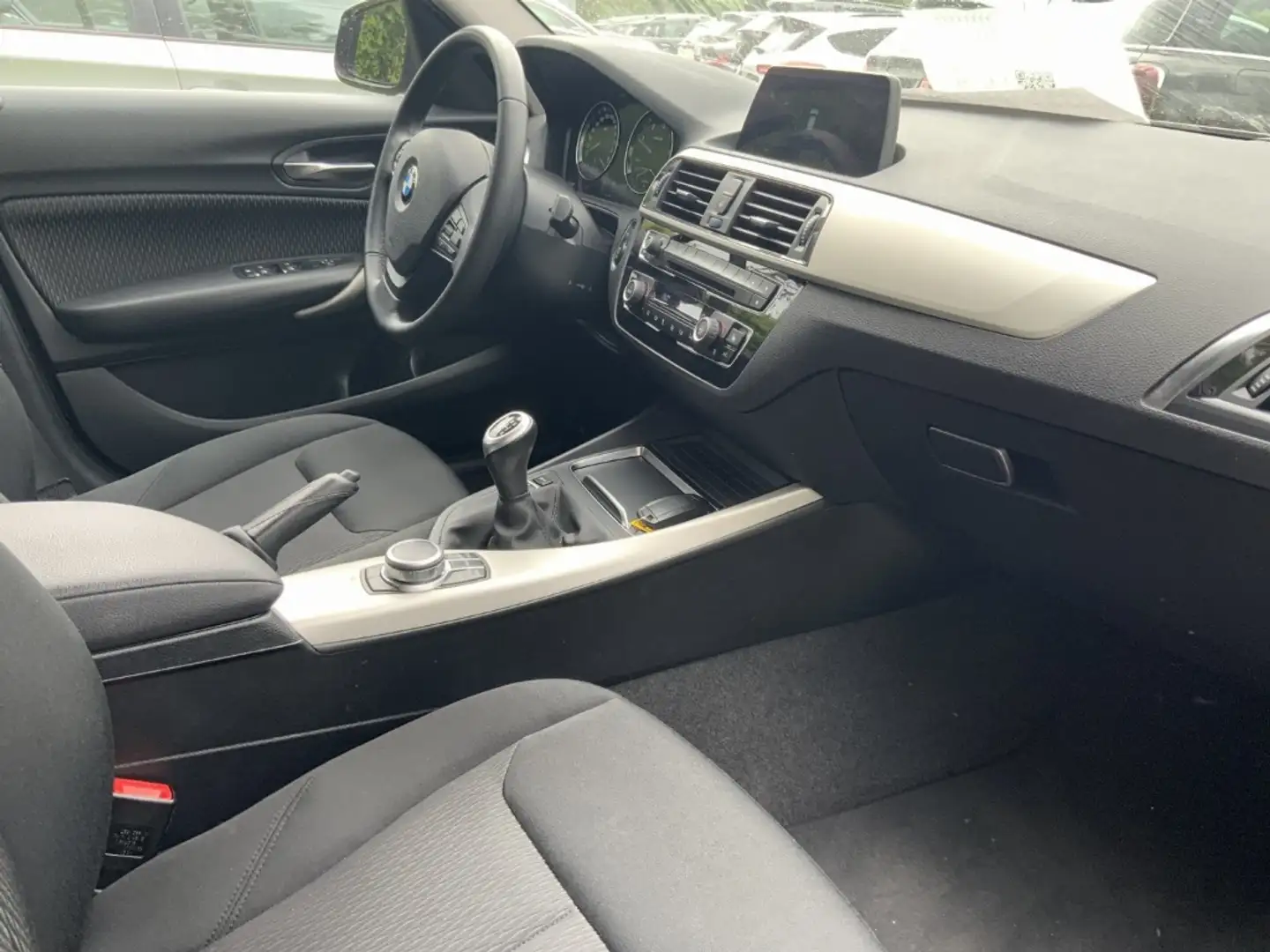 BMW 118 d ADVANT+NAVI+LED+PDC+SHZ+MFL+CD+USB+BT+ALU+ Nero - 2