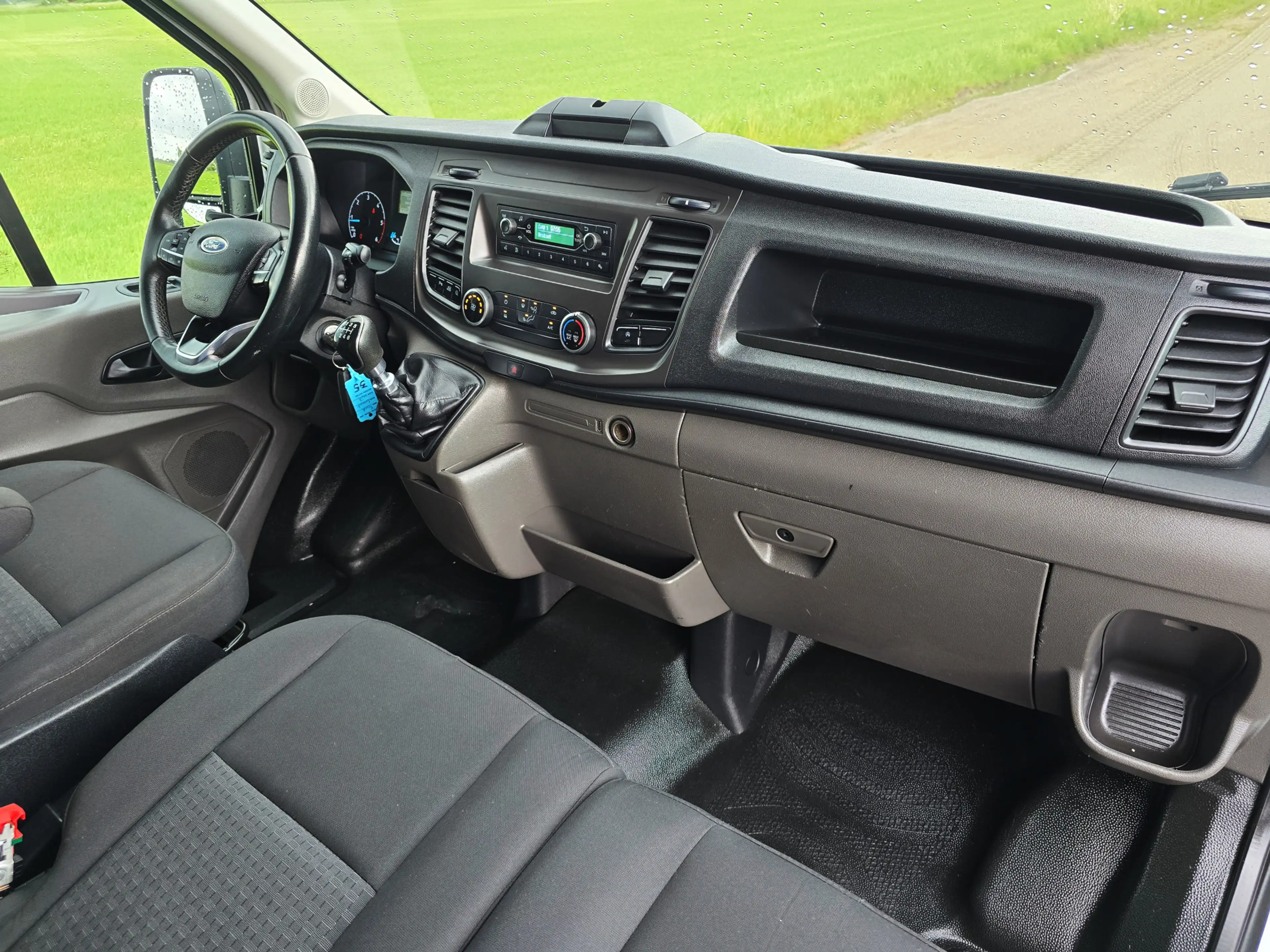 Ford Transit 350 2.0 TDCI L2 H2 - 130 Pk - Euro 6 - Airco - Cru — photo 14