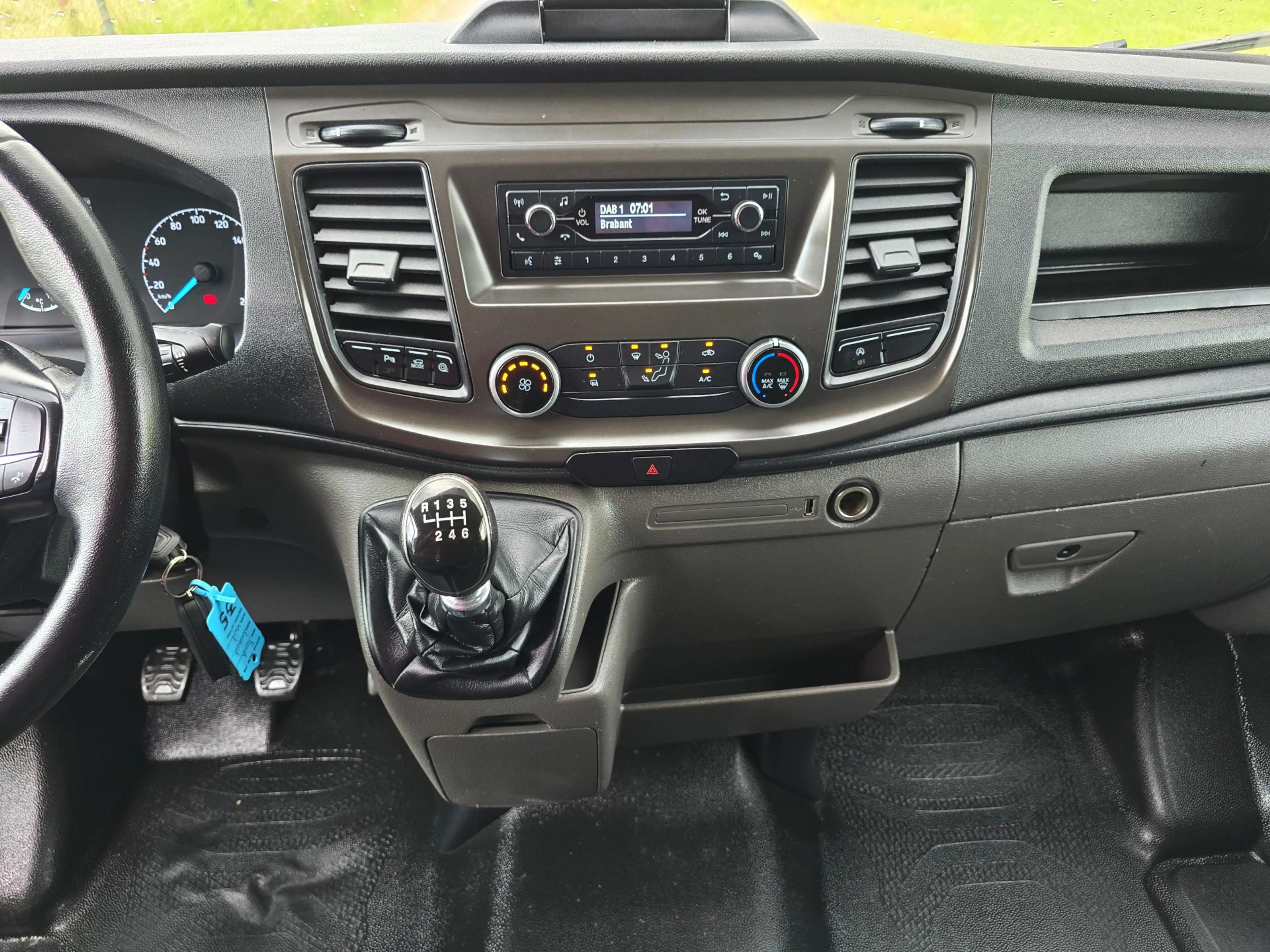 Ford Transit 350 2.0 TDCI L2 H2 - 130 Pk - Euro 6 - Airco - Cru — photo 15