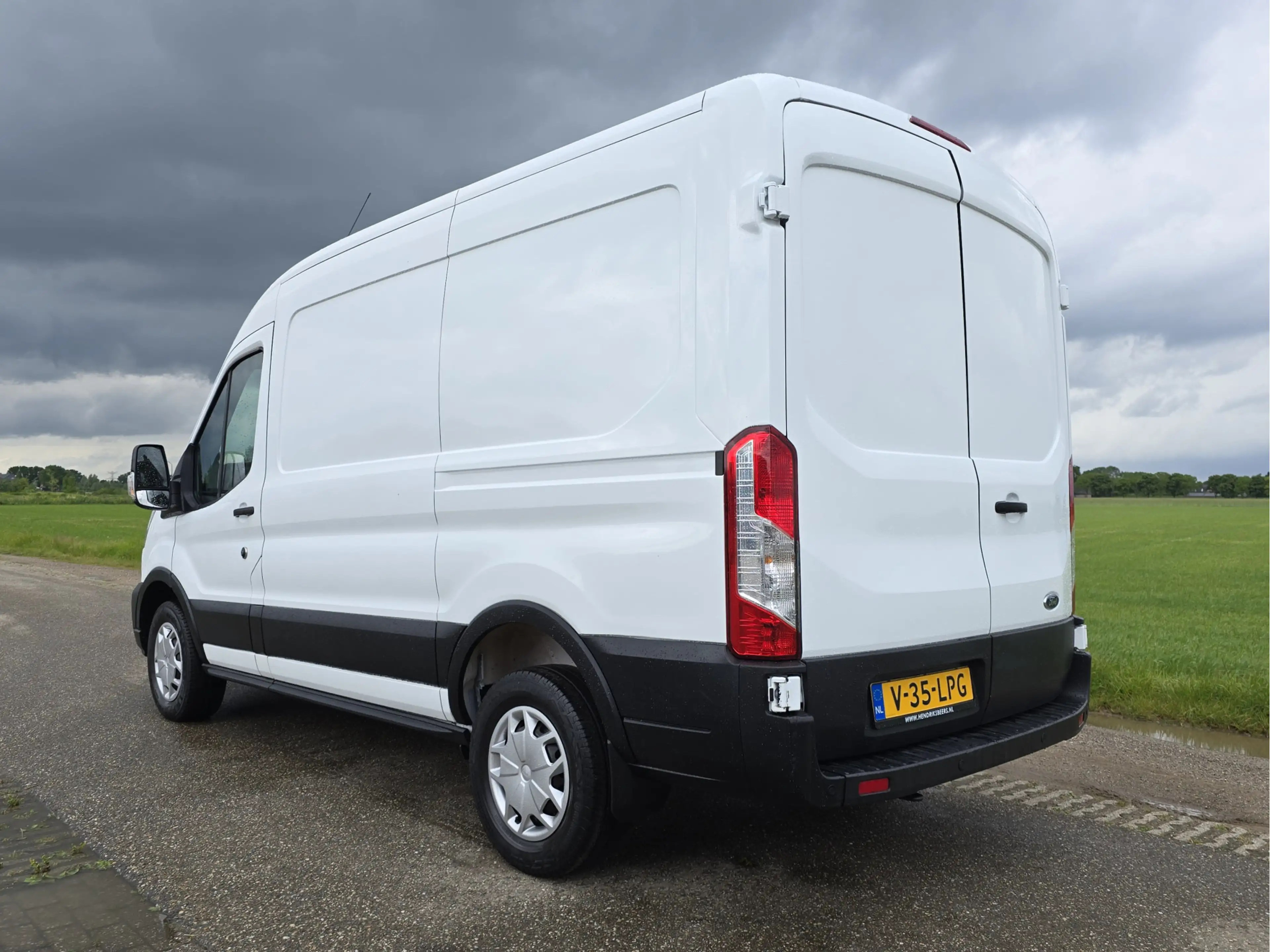 Ford Transit 350 2.0 TDCI L2 H2 - 130 Pk - Euro 6 - Airco - Cru — photo 3