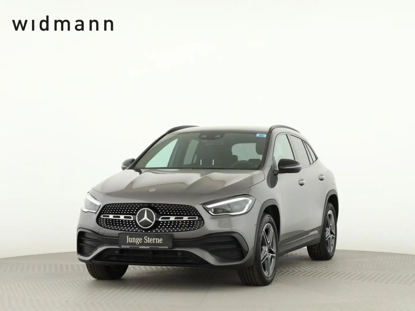 Mercedes-Benz GLA 250 e AMG-Line*Multibeam*Burmester*Distronic Šedá - 1